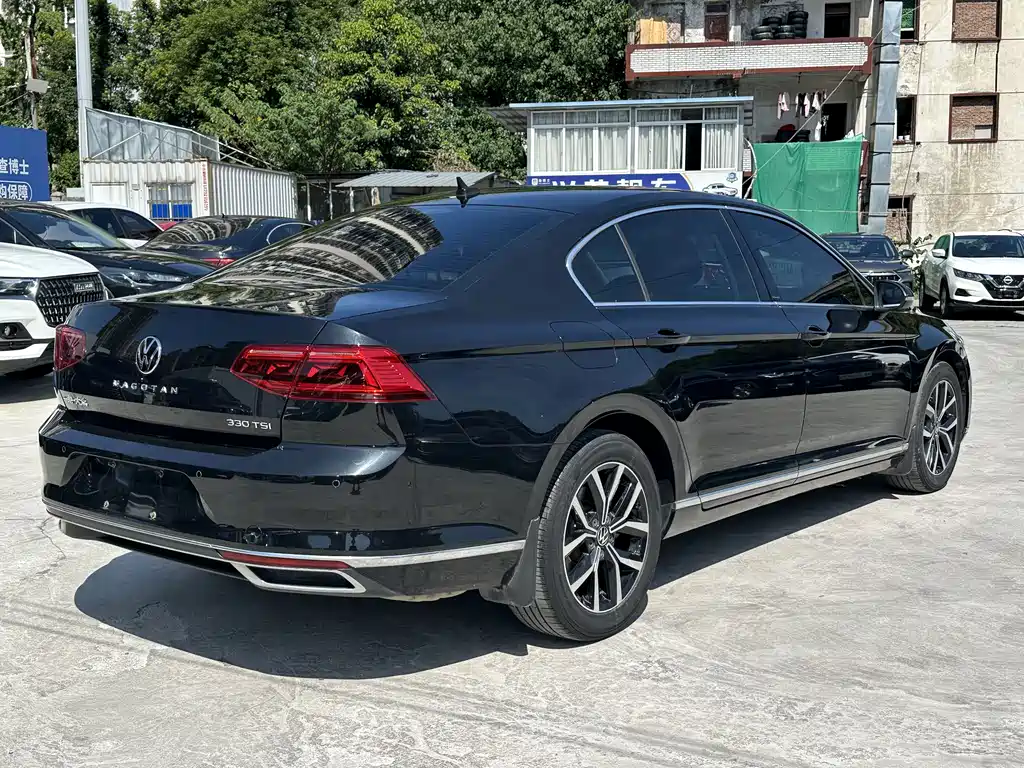 Volkswagen Magotan 2021 330TSI DSG 30