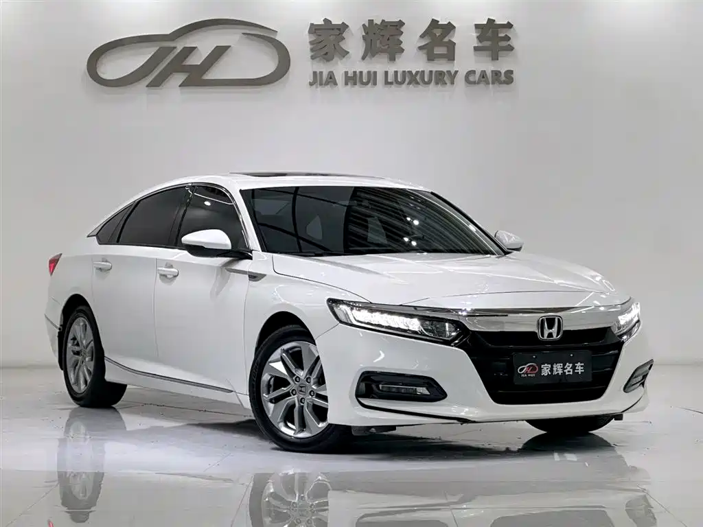 Honda Accord 2018 260TURBO Elite VI