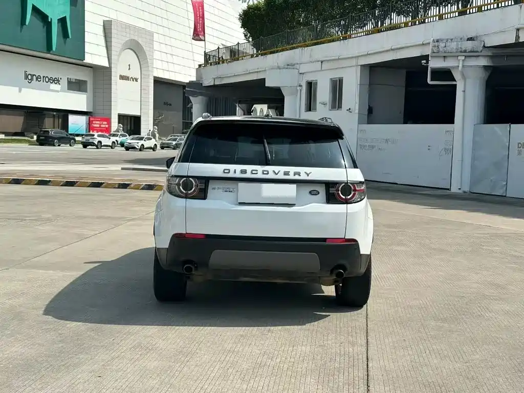 Land Rover Discovery Sport — миниатюра 8