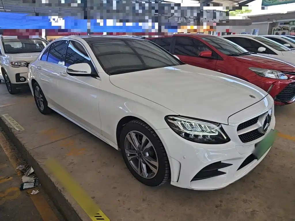 Mercedes-Benz C-Class — миниатюра 4