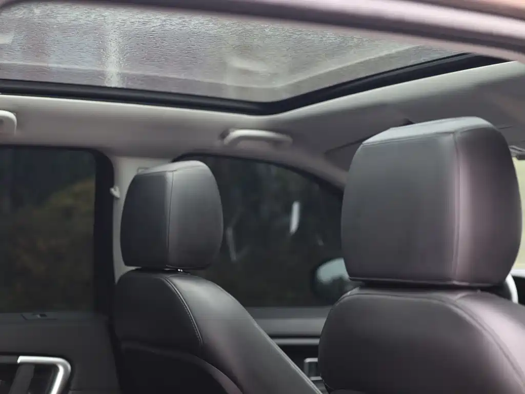 Land Rover Discovery Sport — миниатюра 33