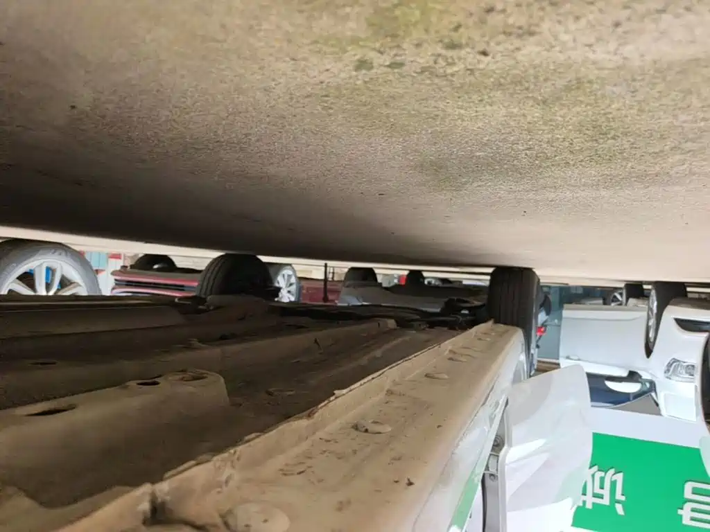Baojun 310W — миниатюра 21