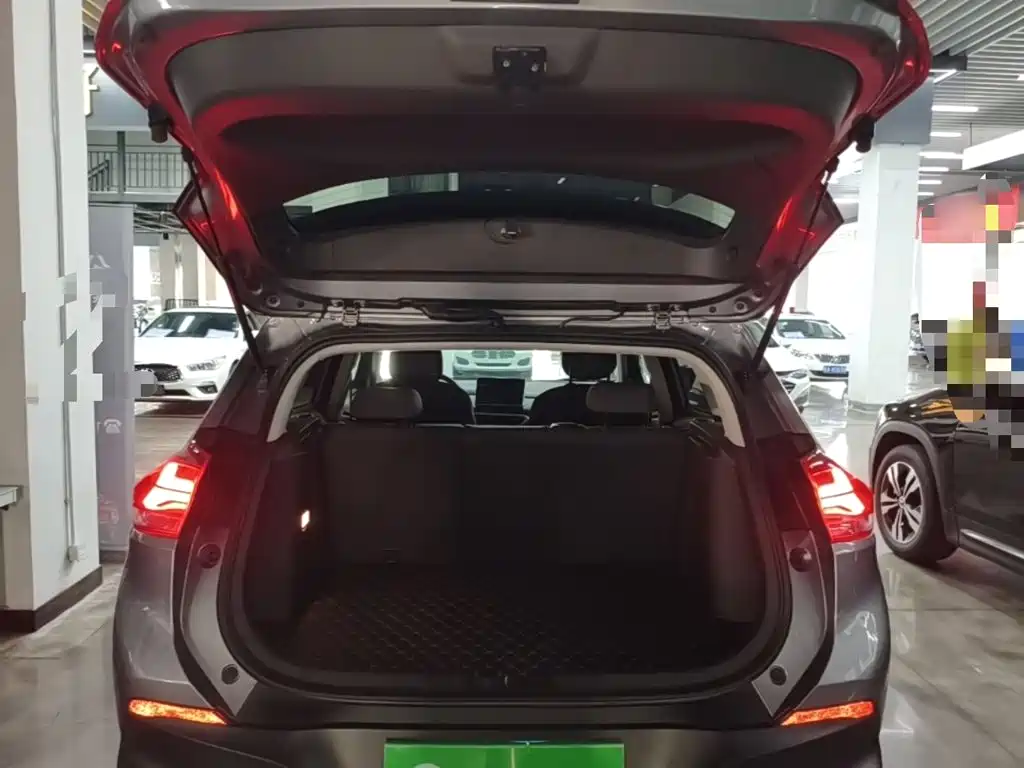 Chevrolet Trax — миниатюра 19