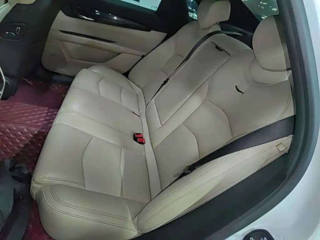 Cadillac CT6 — миниатюра 17