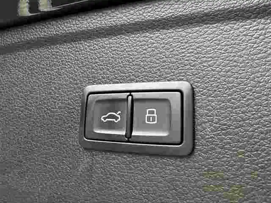 Audi Q5L — миниатюра 9
