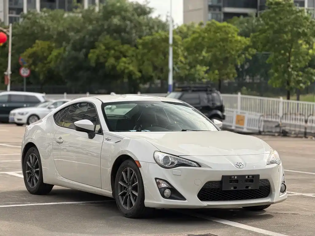 Toyota 86 — миниатюра 3