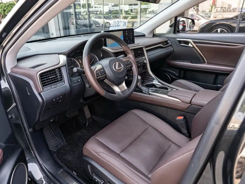 Lexus RX — миниатюра 9