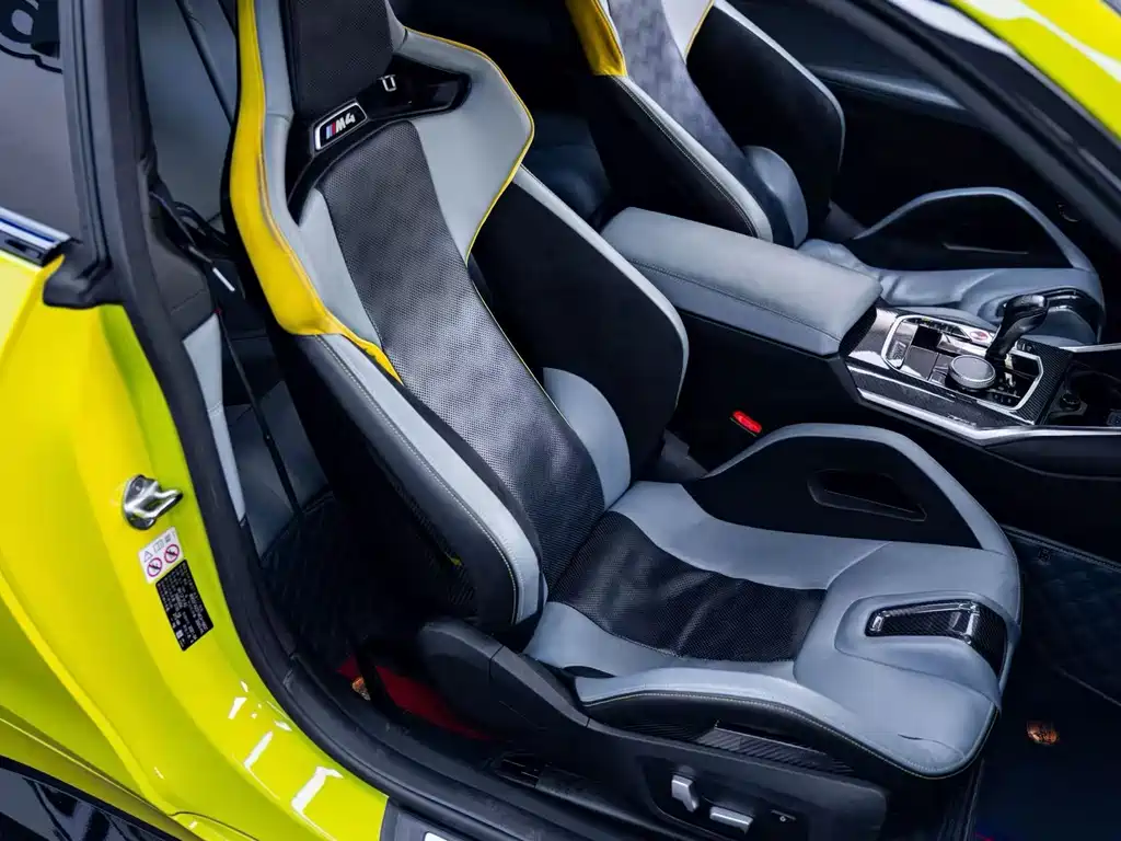BMW M4 — миниатюра 2