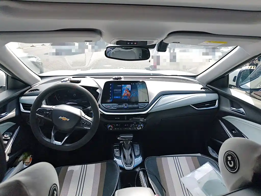 Chevrolet Menlo — миниатюра 5