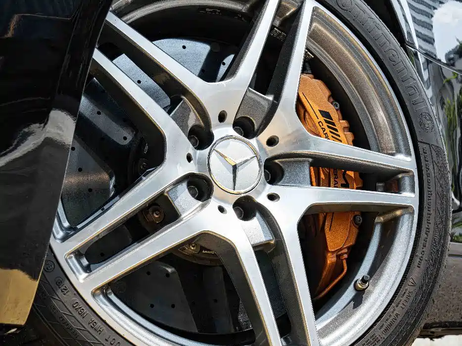 Mercedes-Benz SLS AMG — миниатюра 4