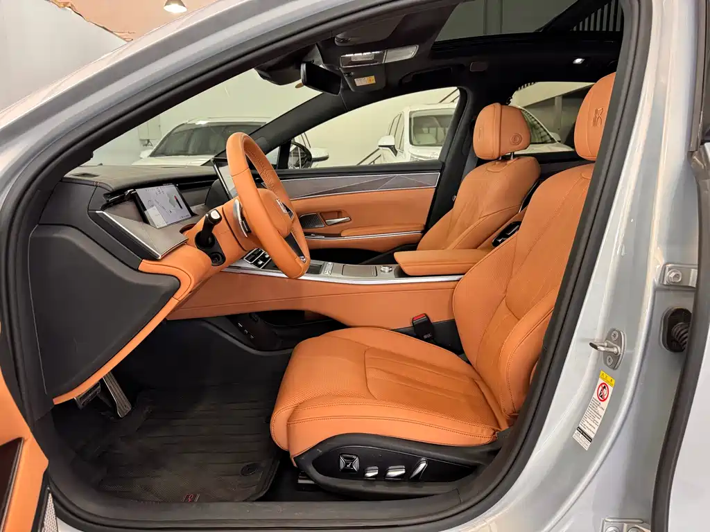 BYD Han L 2025 EV Flagship