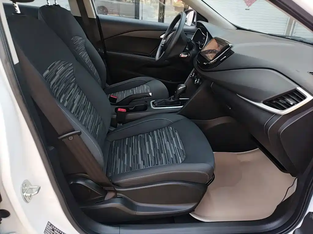 Chevrolet Cavalier — миниатюра 25