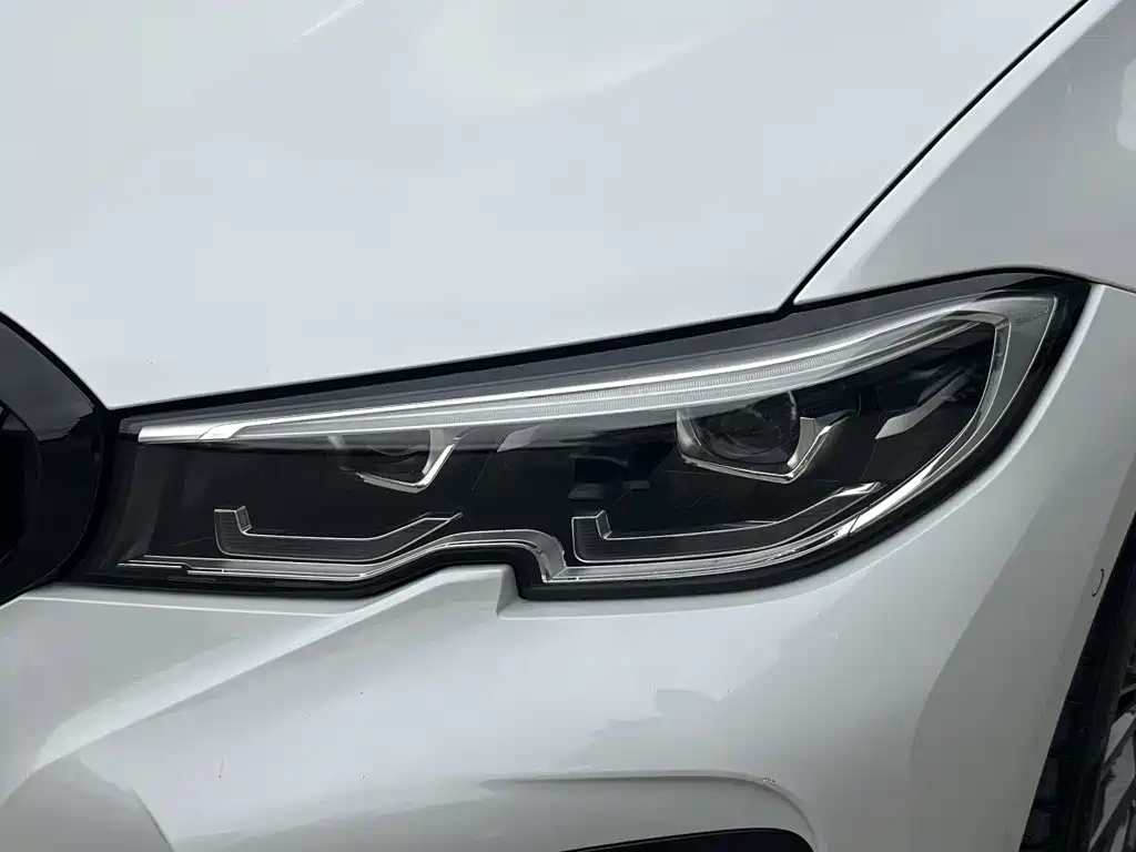 BMW 3 Series — миниатюра 9