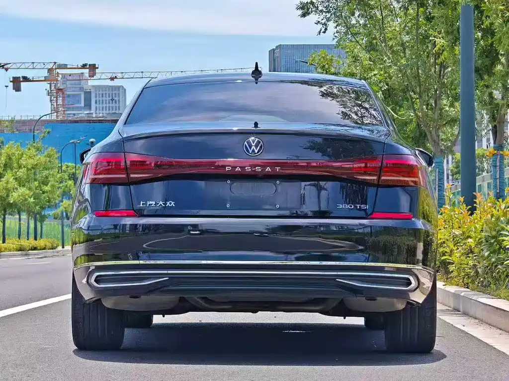 Volkswagen Passat — миниатюра 7