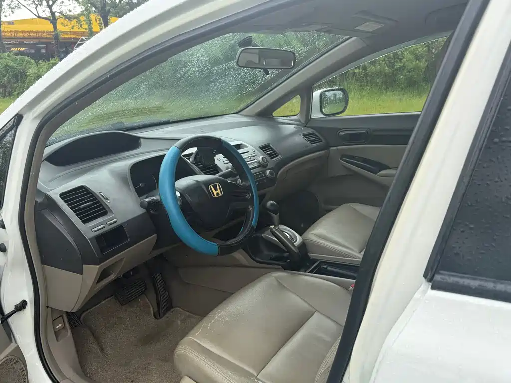 Honda Civic — миниатюра 7