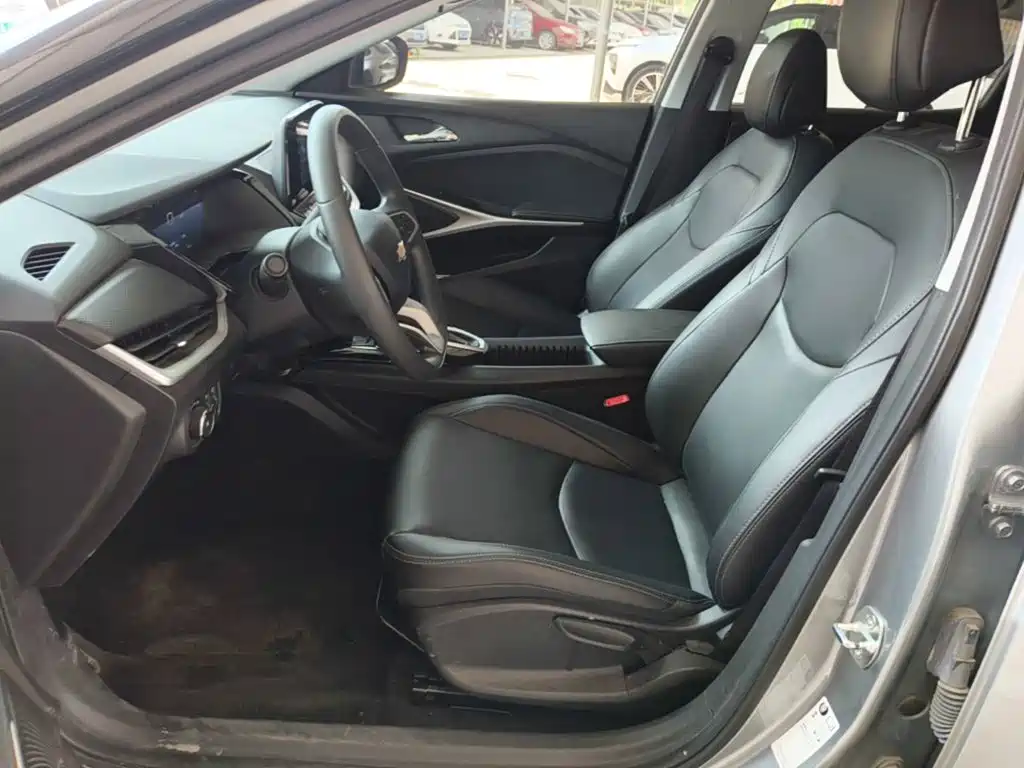 Chevrolet Menlo — миниатюра 15