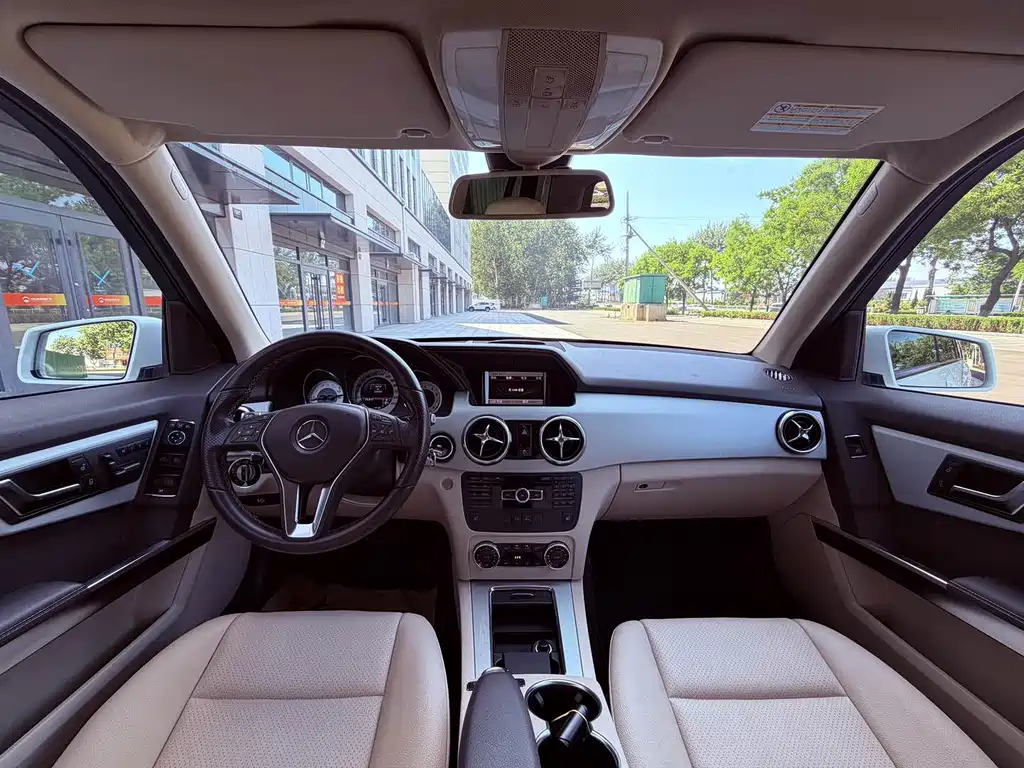 Mercedes-Benz GLK-Class — миниатюра 10