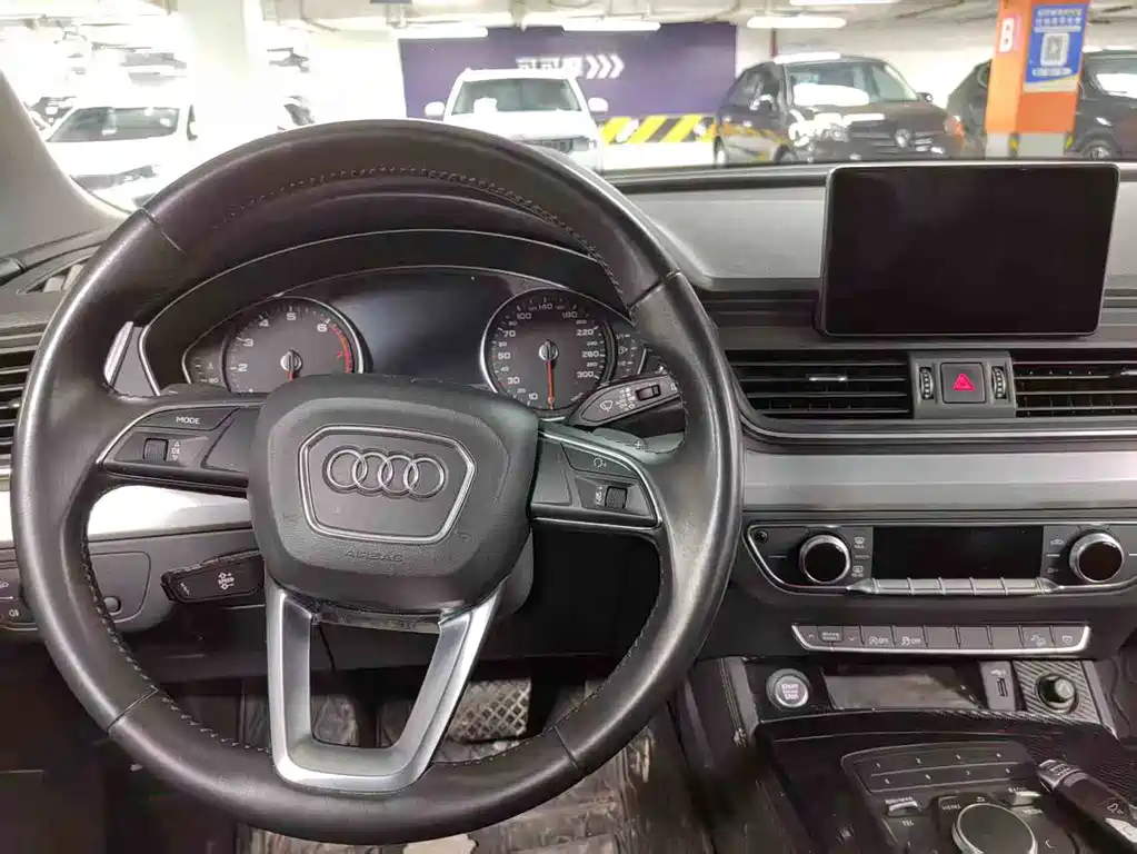 Audi Q5L — миниатюра 11