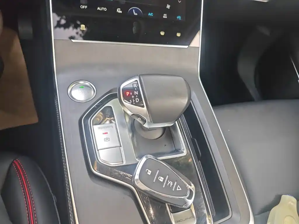 BAIC X7 — миниатюра 14