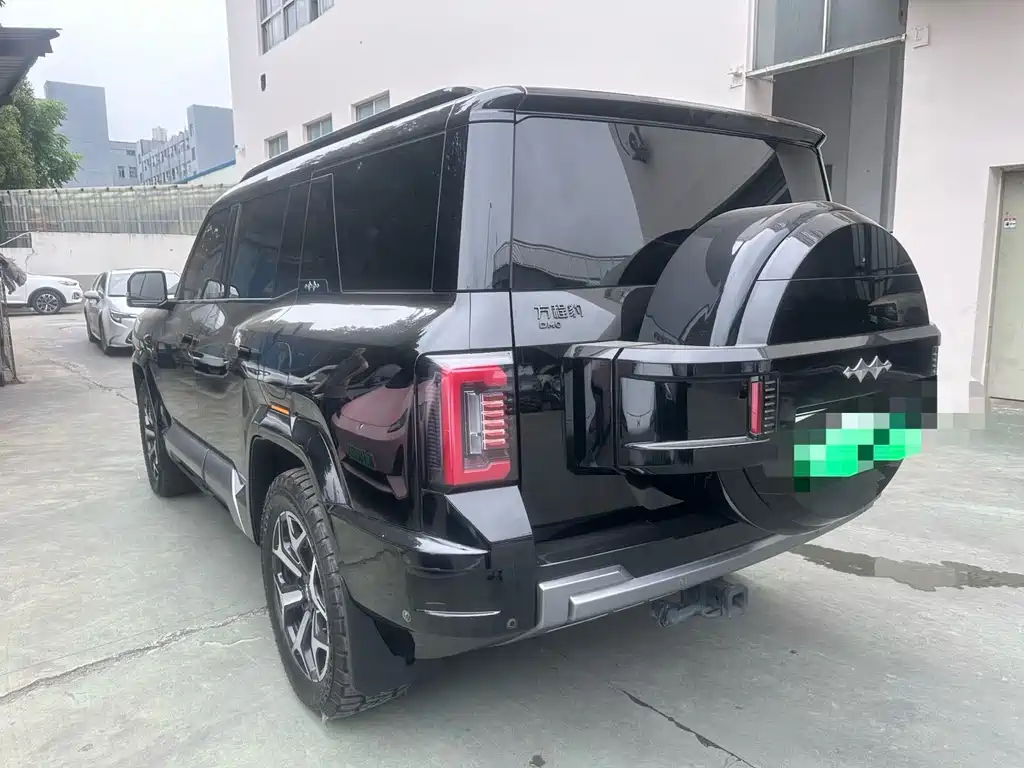 Fangchengbao Leopard 8 8 2025 Flagship 7 мест