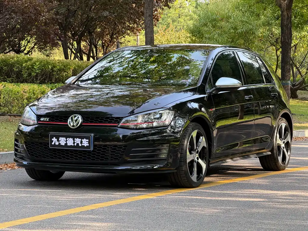 Volkswagen Golf GTI — миниатюра 7