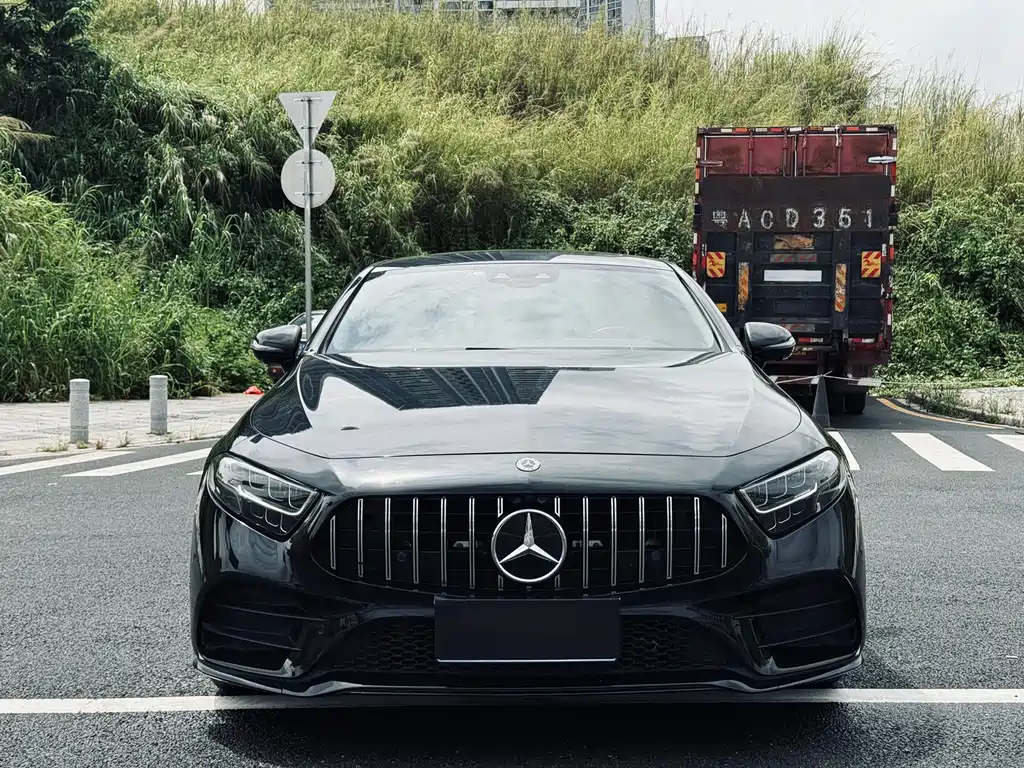 Mercedes-Benz CLS 2018 CLS 300 Luxury
