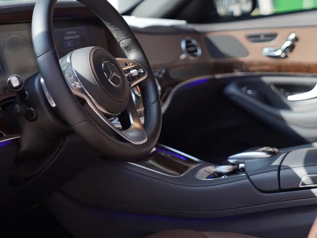 Mercedes-Benz S-Class — миниатюра 10
