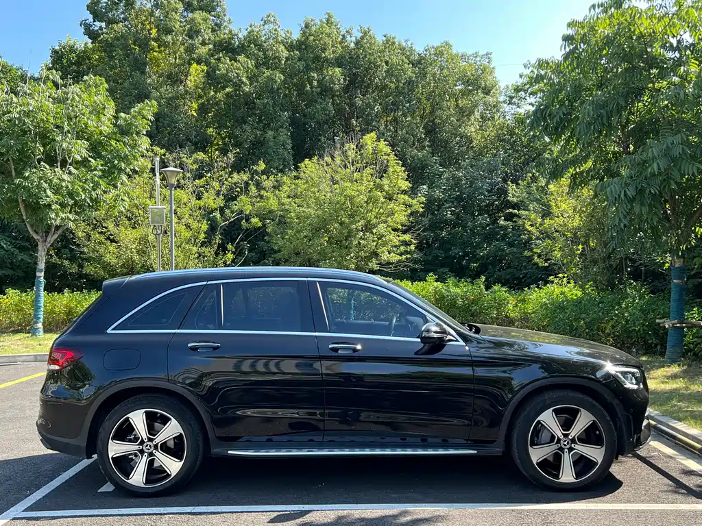 Mercedes-Benz GLC — миниатюра 16
