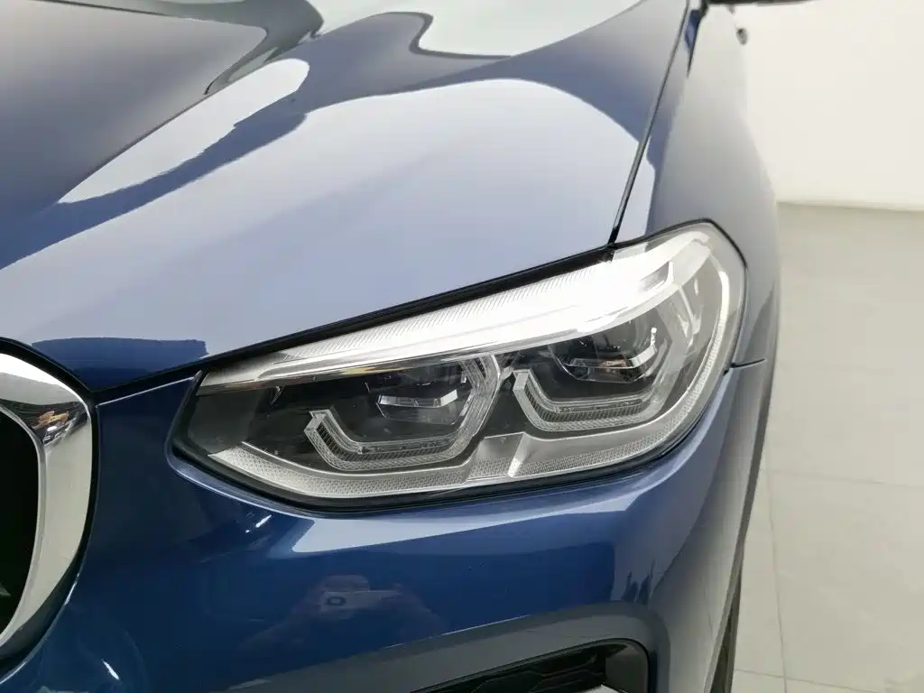 BMW X3 — миниатюра 7