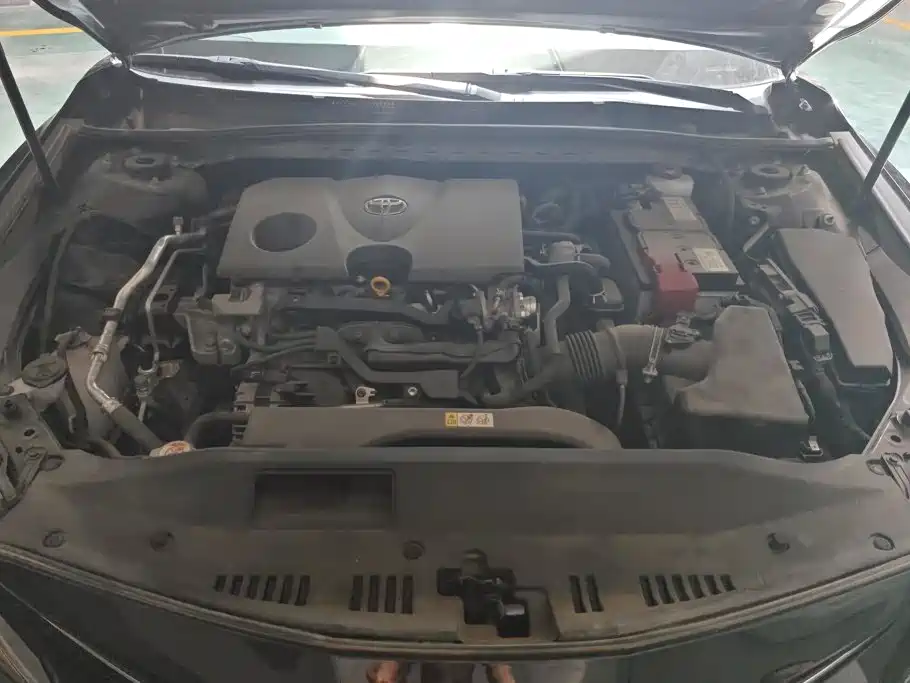 Toyota Camry 2021 2.0G Luxury