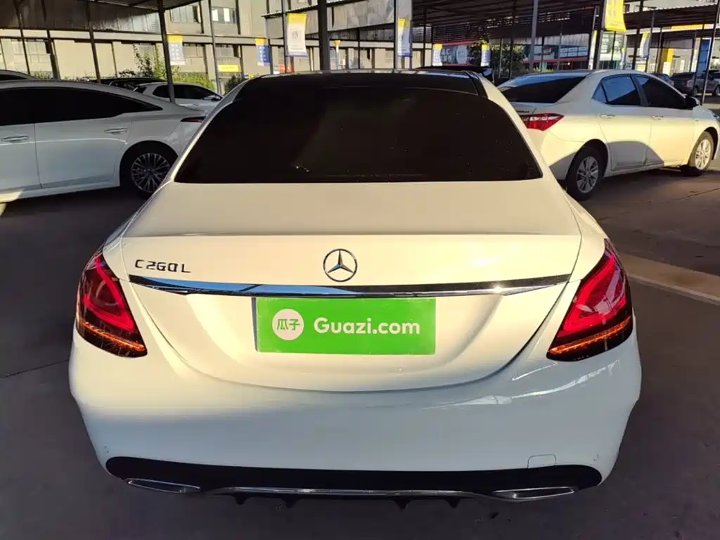Mercedes-Benz C-Class — миниатюра 6