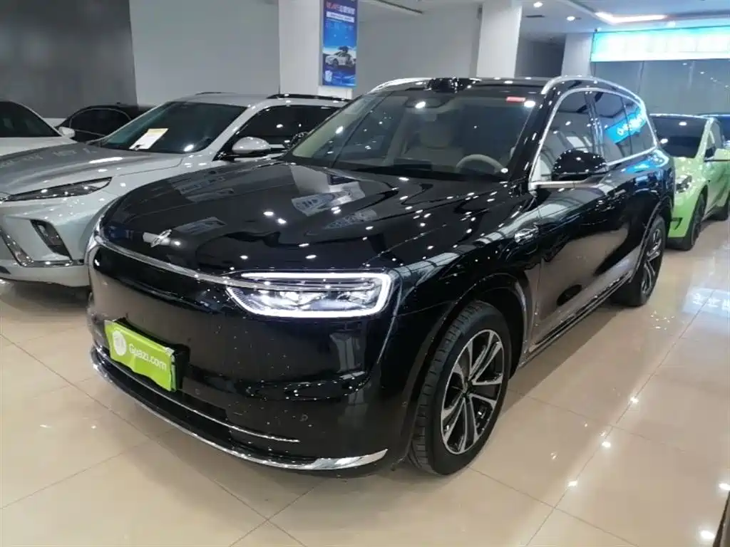 AITO AITO M7 2025