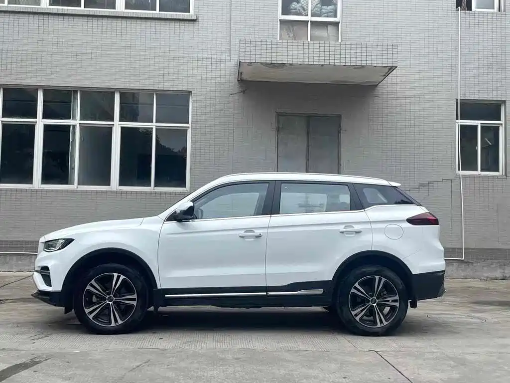 Geely Boyue — миниатюра 5