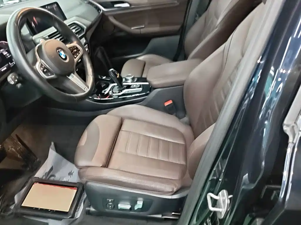 BMW X3 — миниатюра 15
