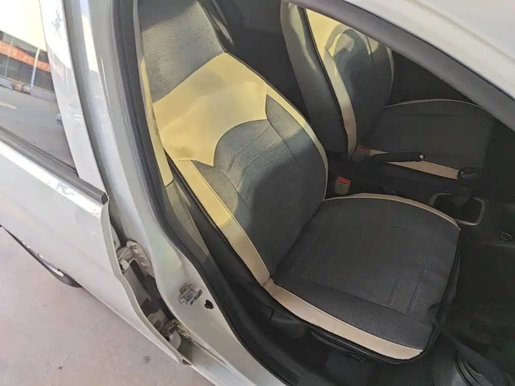 Chevrolet Sail — миниатюра 25