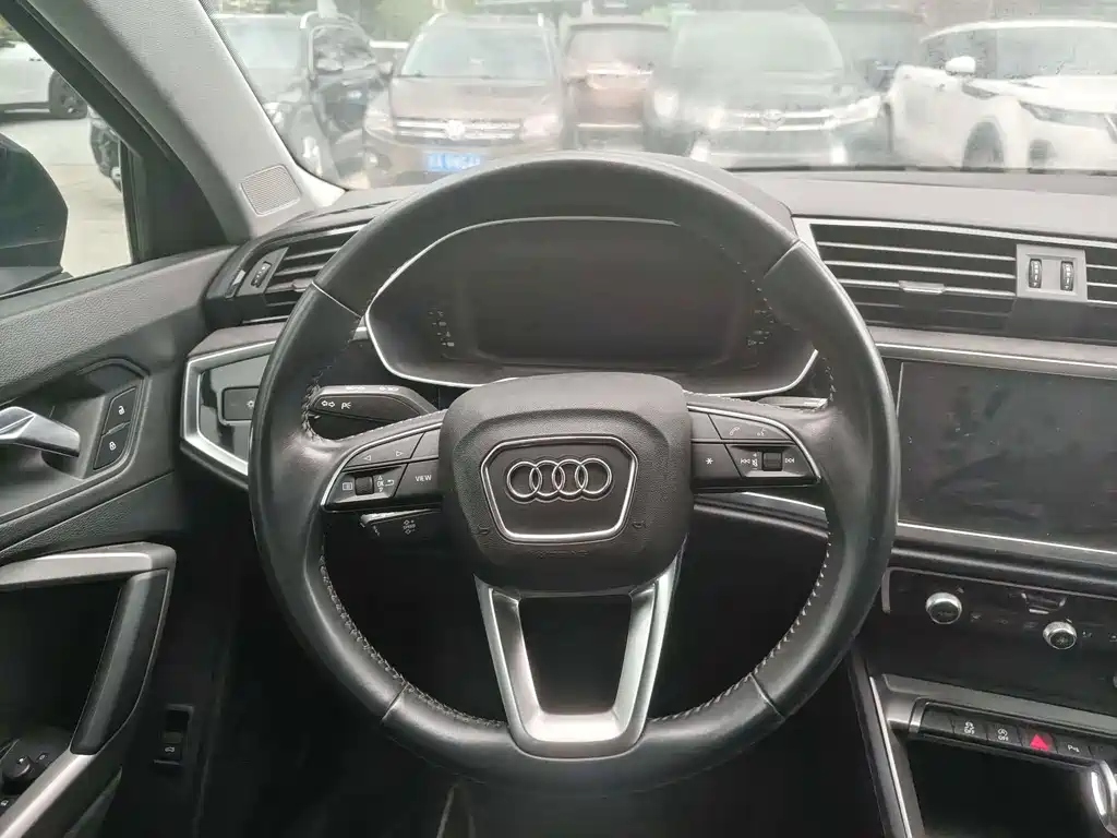 Audi Q3 — миниатюра 22