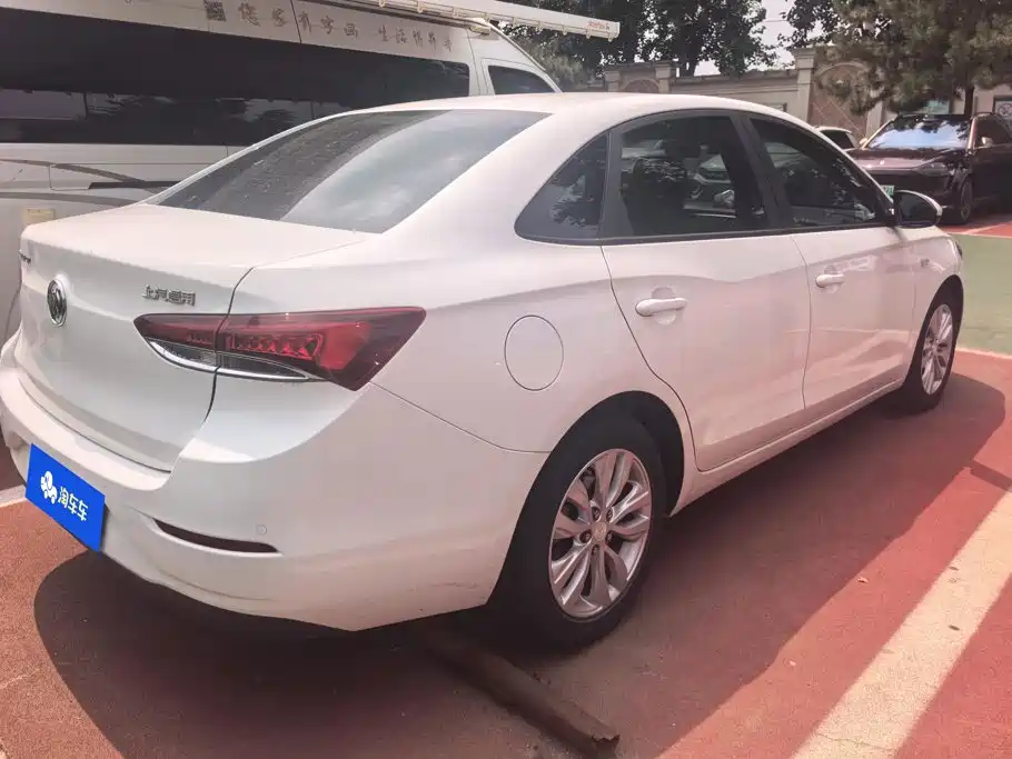 Buick Excelle — миниатюра 3