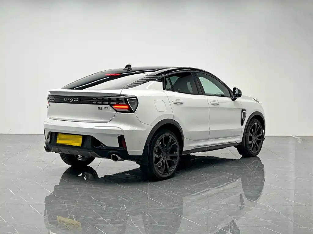 Lynk & Co 05 — миниатюра 6