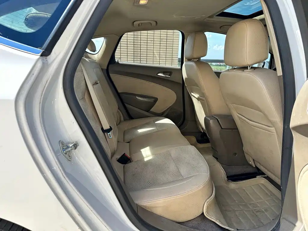 Buick Excelle — миниатюра 16