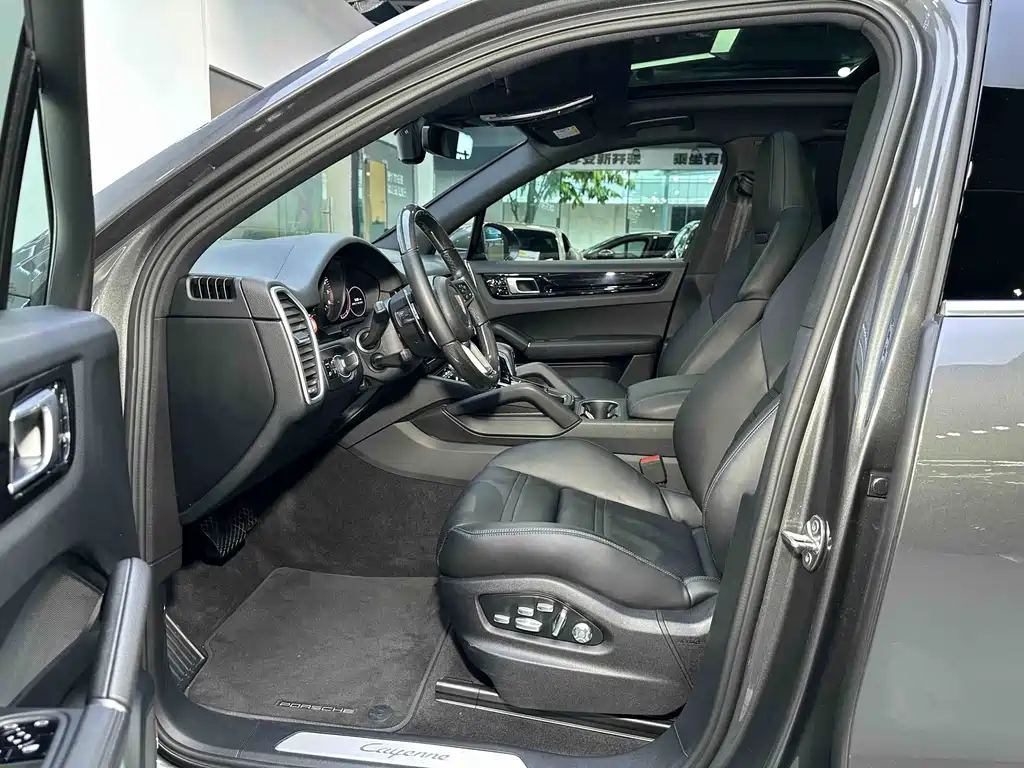 Porsche Cayenne 2019 Cayenne 3.0T