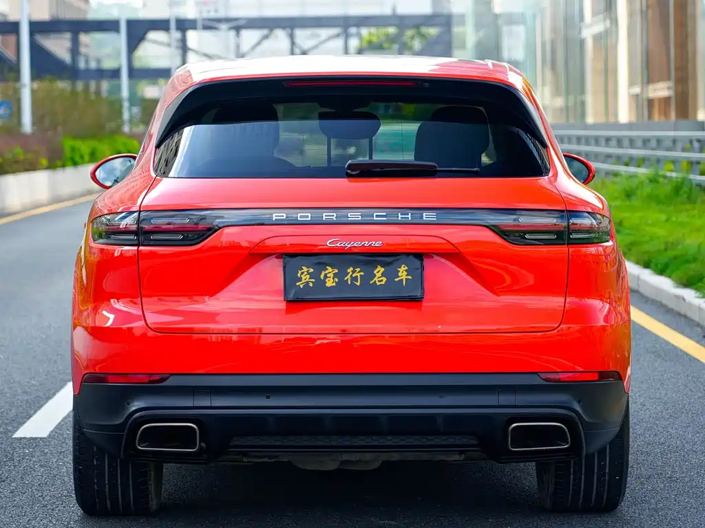 PORSCHE CAYENNE