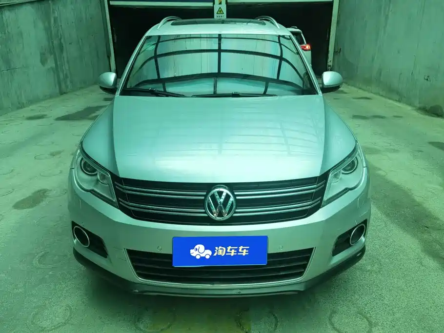 Volkswagen Tiguan 2010 2.0TSI AT Flagship