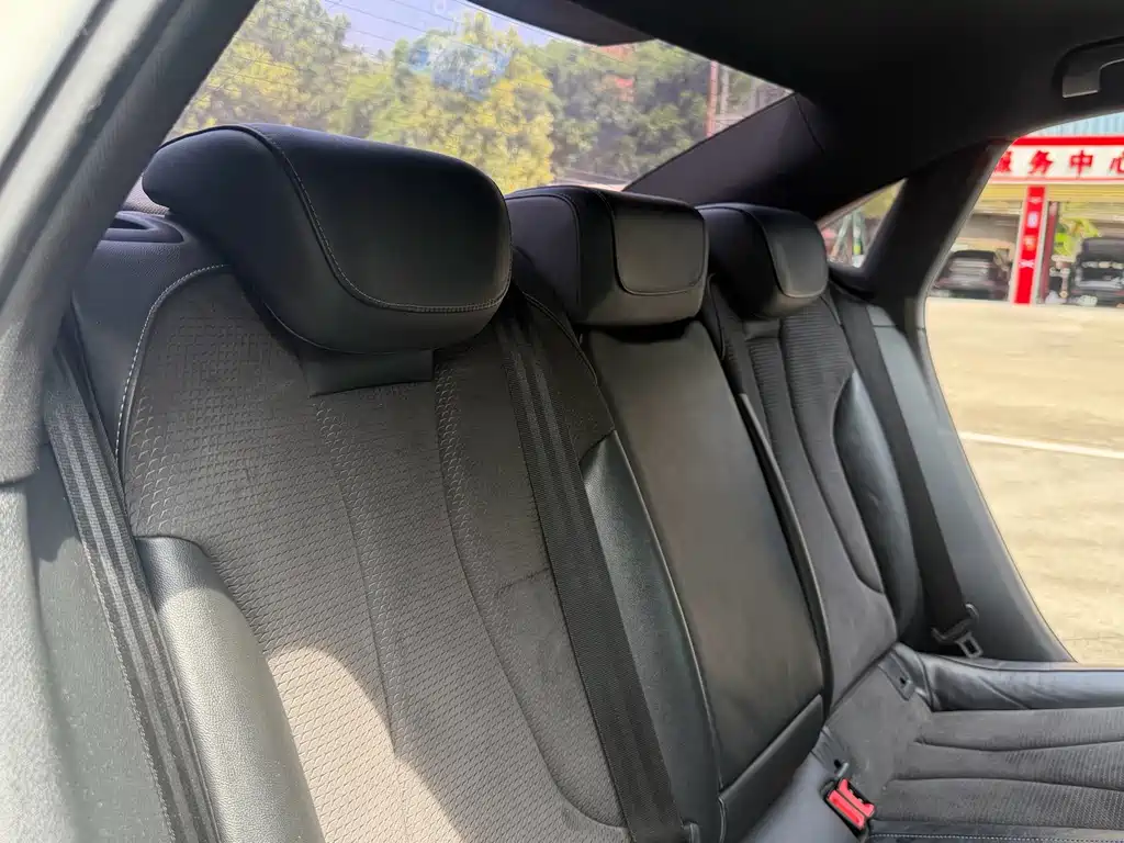 Audi S3 — миниатюра 11