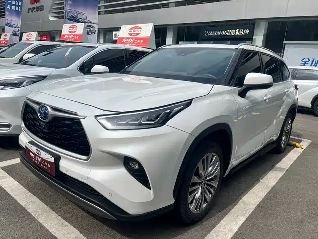 2021 Toyota Kluger