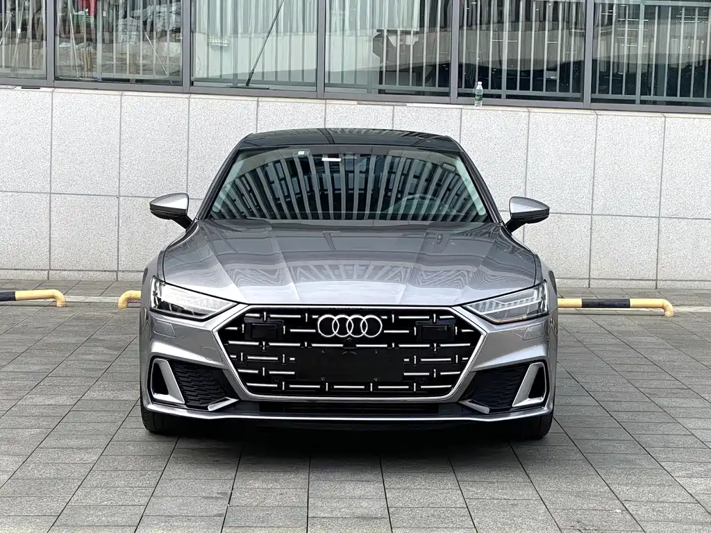 Audi A7L 2022 45 TFSI S-line