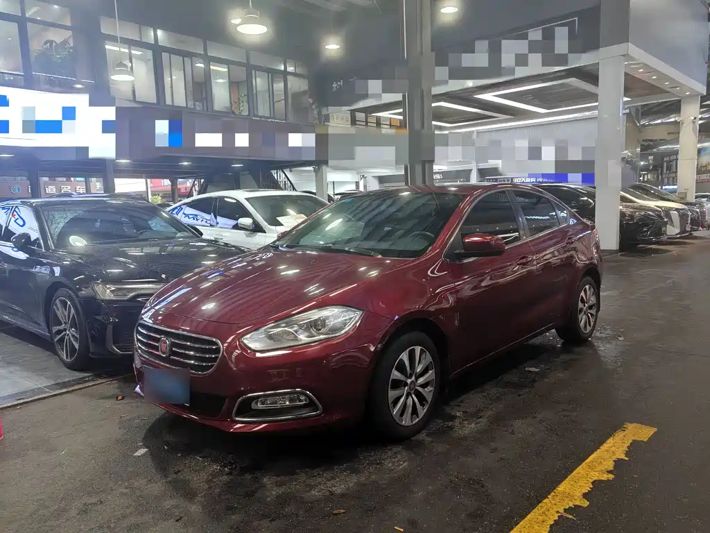 Купить Fiat Viaggio