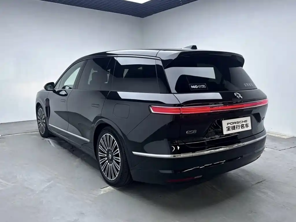 NIO ES8 — миниатюра 6