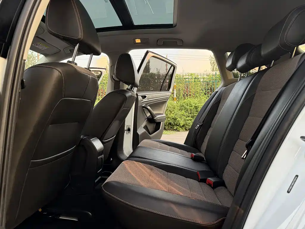 Volkswagen C-Trek — миниатюра 12