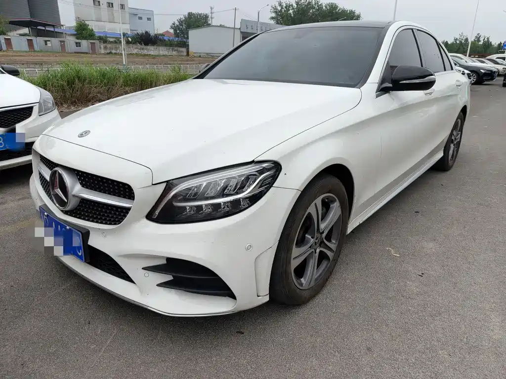 Mercedes-Benz C-Class 2020