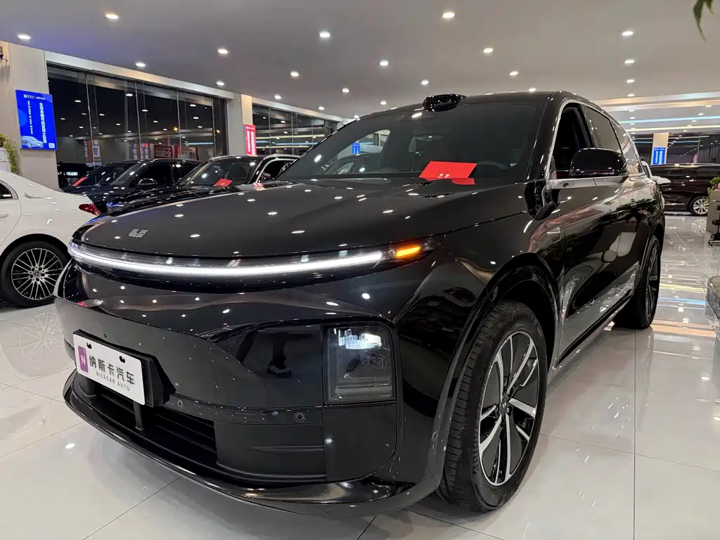 Li Auto L6